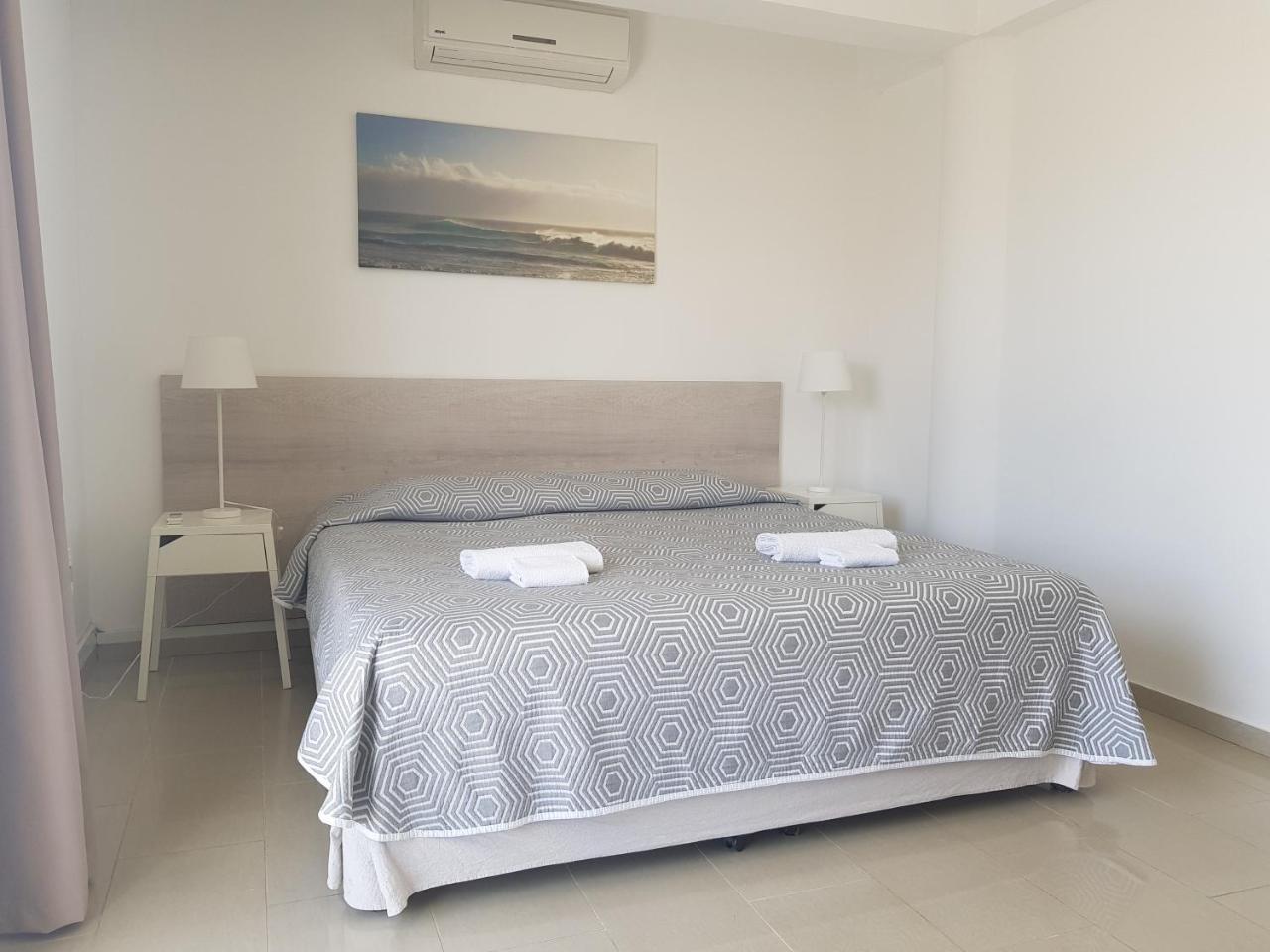 Valentinos Apartments Paphos Exterior foto