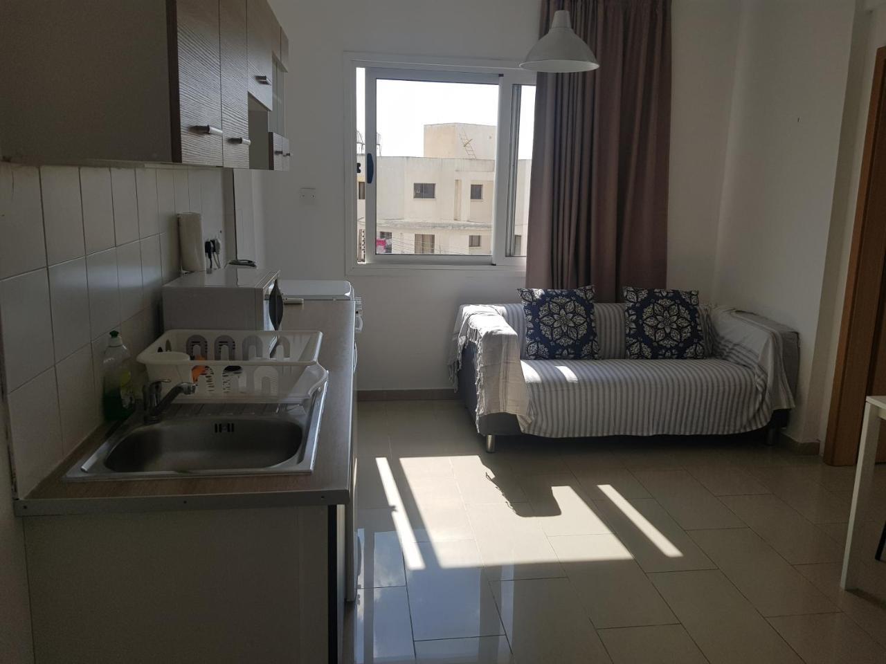 Valentinos Apartments Paphos Exterior foto