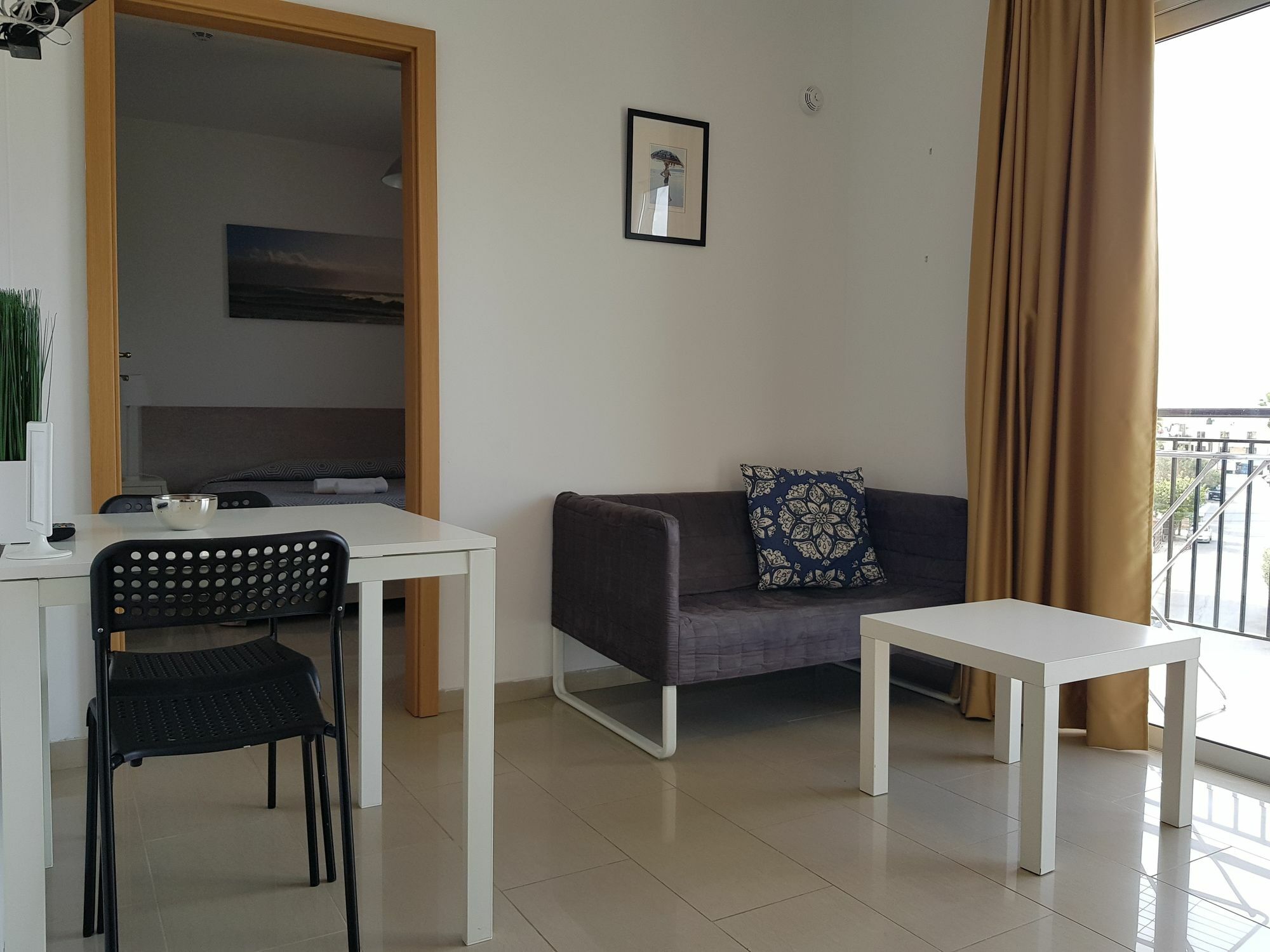 Valentinos Apartments Paphos Exterior foto